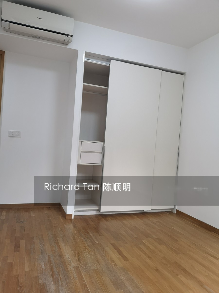 Bartley Residences (D19), Apartment #201076652
